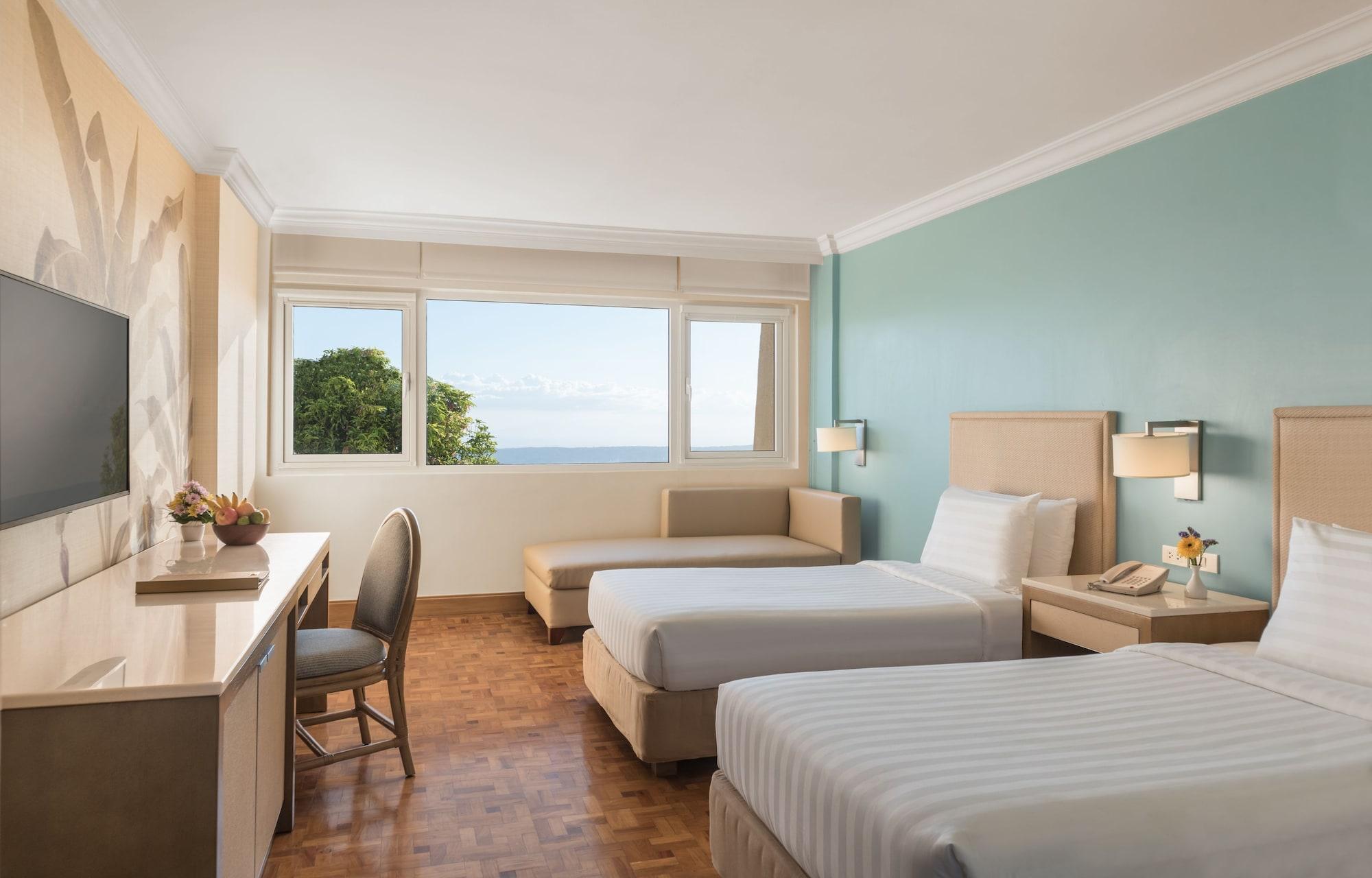 Taal Vista Hotel Tagaytay City Екстериор снимка