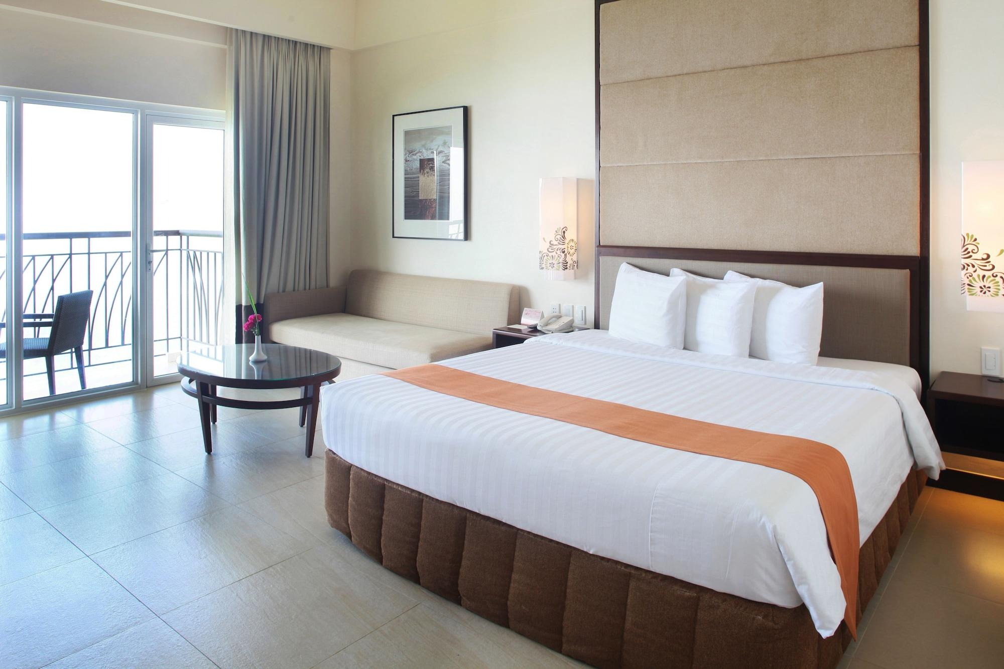 Taal Vista Hotel Tagaytay City Екстериор снимка