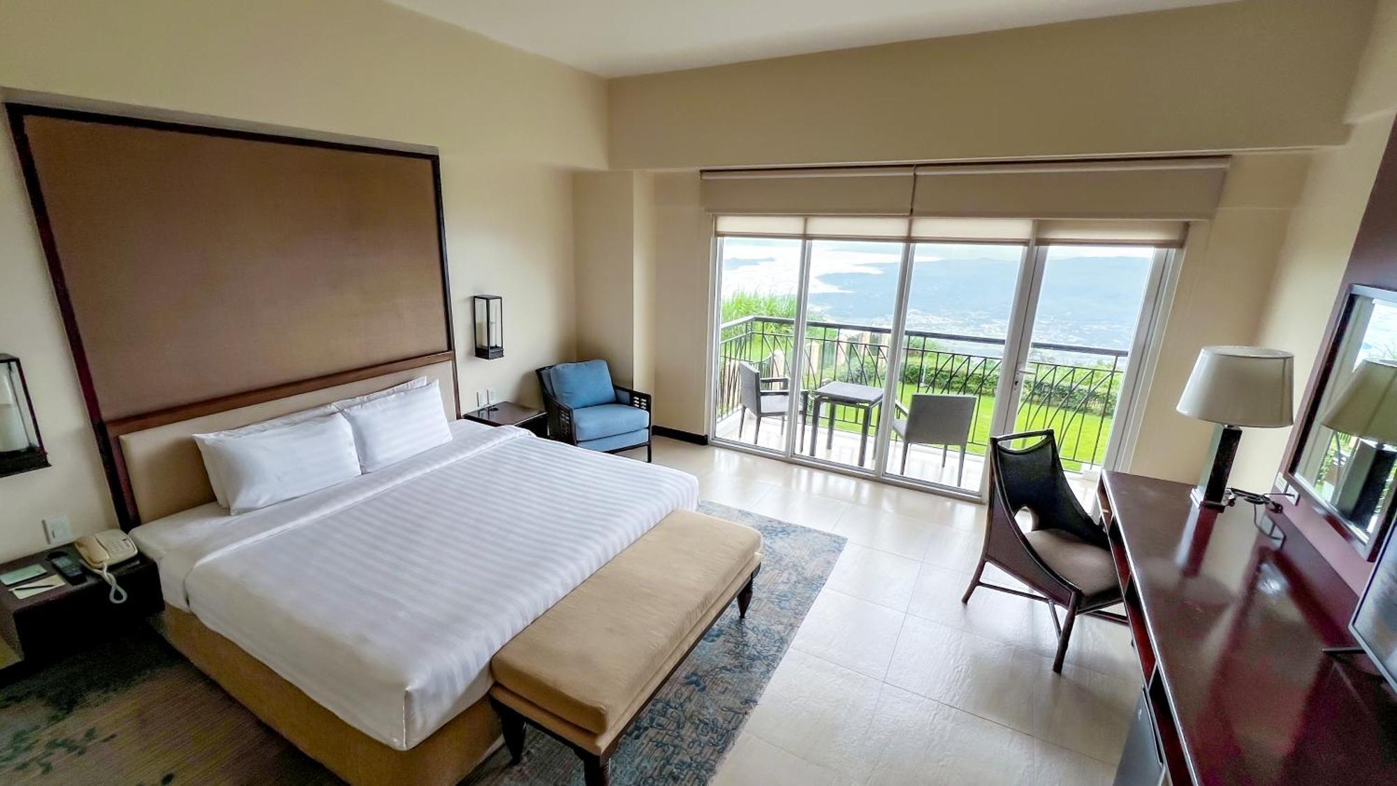 Taal Vista Hotel Tagaytay City Екстериор снимка Deluxe Ocean View Room