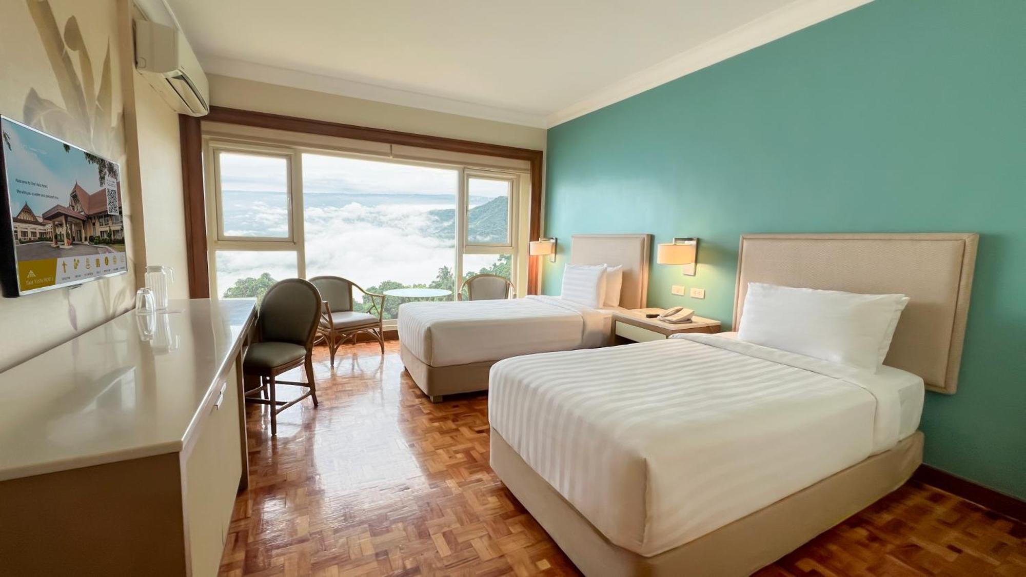 Taal Vista Hotel Tagaytay City Екстериор снимка Deluxe Room